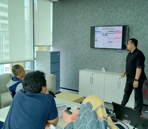 83954368_10218913743947910_1764219462497599488_n